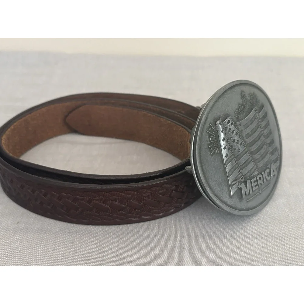 Belt Buckle Beer Bottle Holder USA Merica American Flag Beverage Holder Men's 34